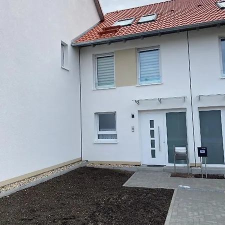 Scur's Ferienwohnung Apartment *